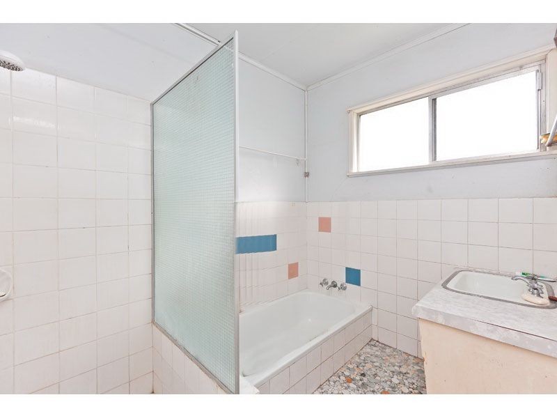 19 Dawn Crescent, Thornlands QLD 4164