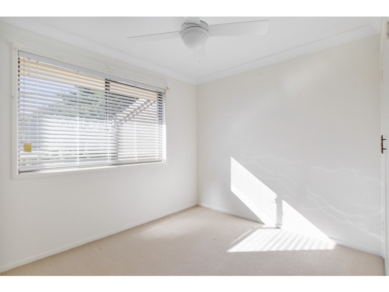 204 James Street, Redland Bay QLD 4165