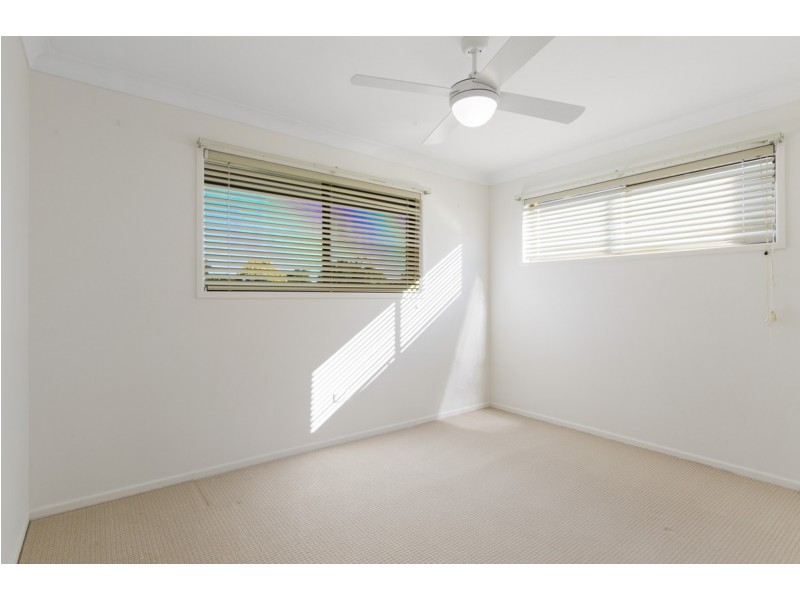204 James Street, Redland Bay QLD 4165