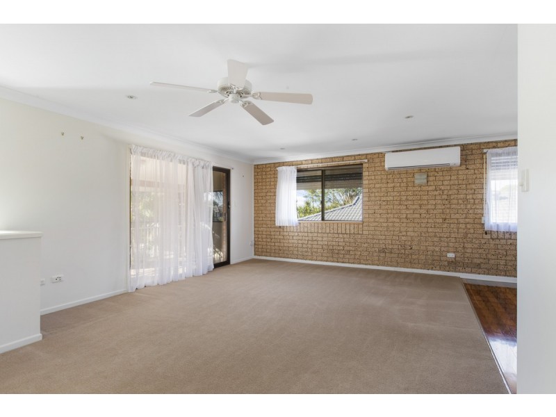 204 James Street, Redland Bay QLD 4165
