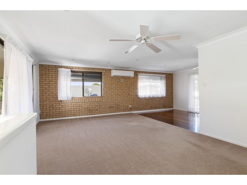 204 James Street, Redland Bay QLD 4165