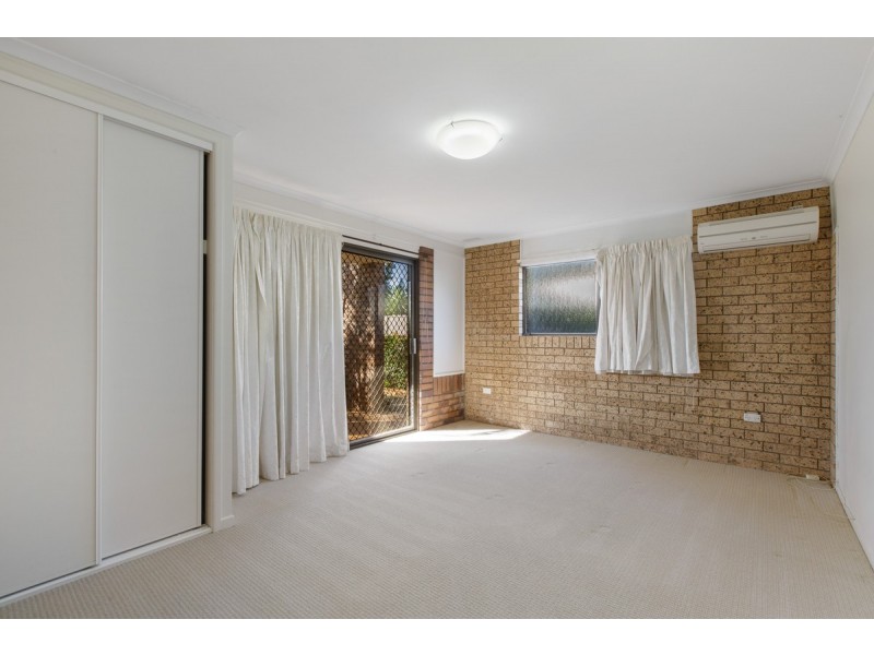 204 James Street, Redland Bay QLD 4165