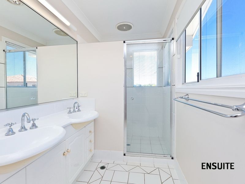 3 Medina Court, Ormiston QLD 4160