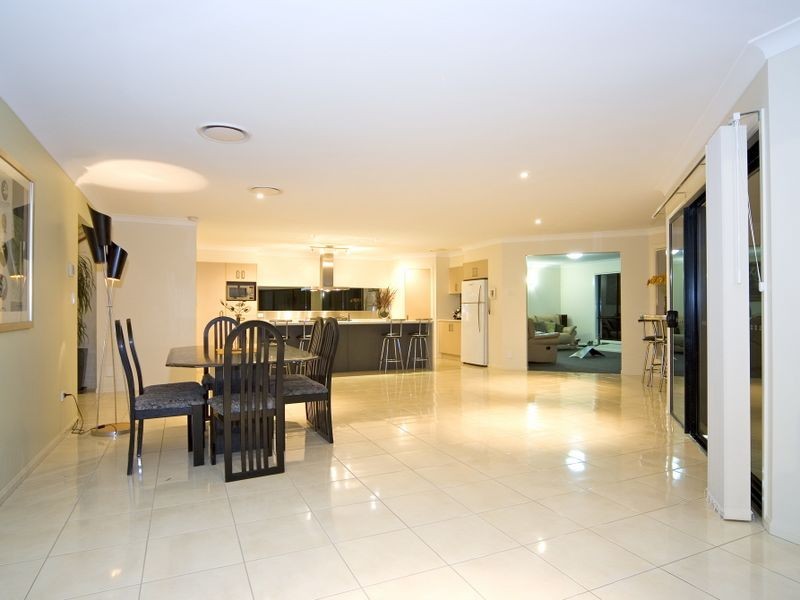 24 Waterville Drive, Thornlands QLD 4164