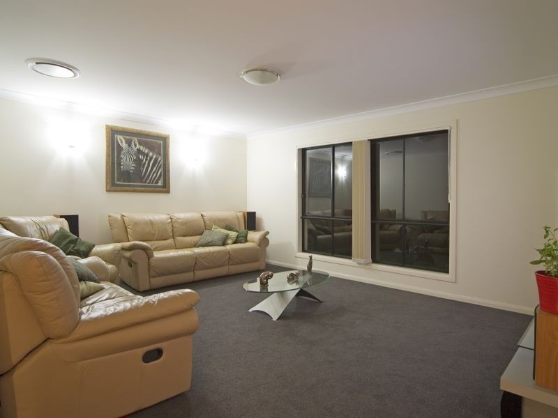 24 Waterville Drive, Thornlands QLD 4164