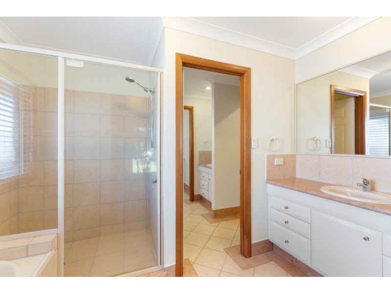 12 Lomond Place, Victoria Point QLD 4165