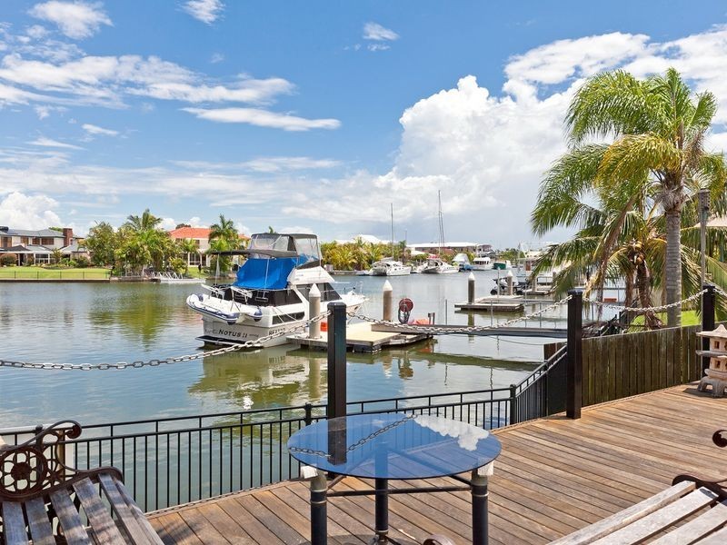 4 Bollard Court, Raby Bay QLD 4163