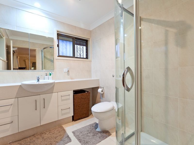 4 Bollard Court, Raby Bay QLD 4163