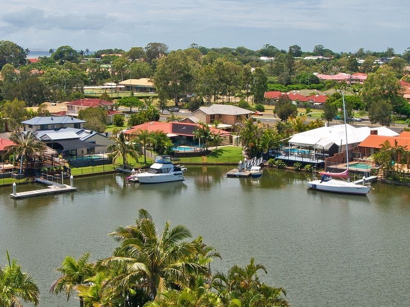 4 Bollard Court, Raby Bay QLD 4163