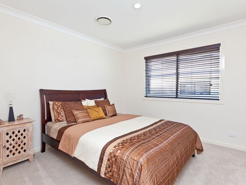 80 Beachcrest Road, Wellington Point QLD 4160