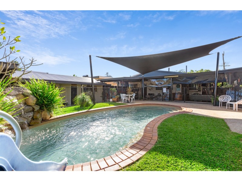 95 Bailey Road, Birkdale QLD 4159