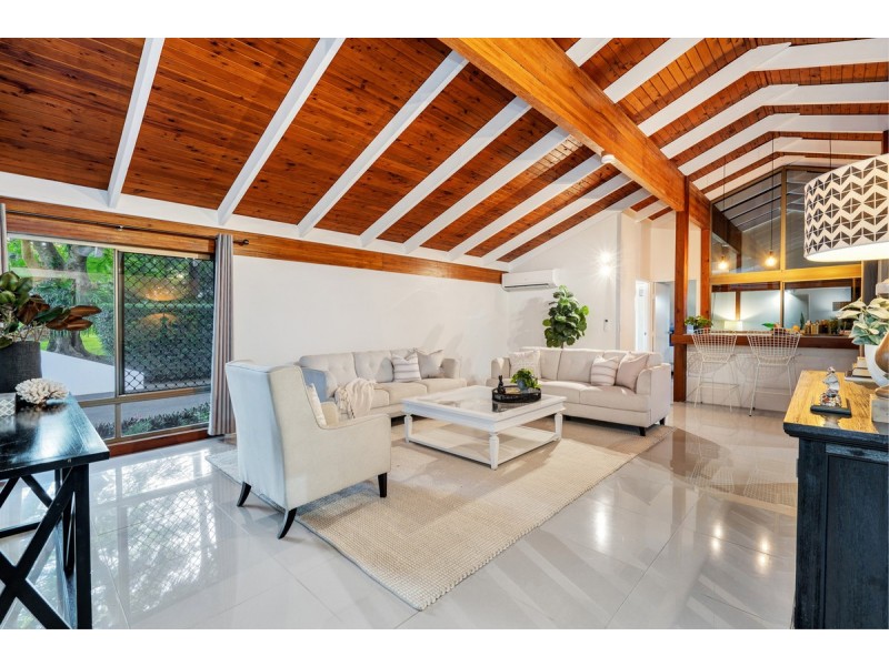 251-255 Wellington Street, Ormiston QLD 4160