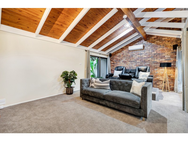 251-255 Wellington Street, Ormiston QLD 4160