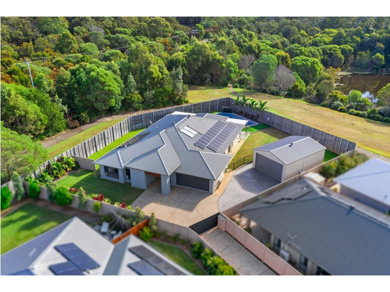 41 Capella Drive, Redland Bay QLD 4165