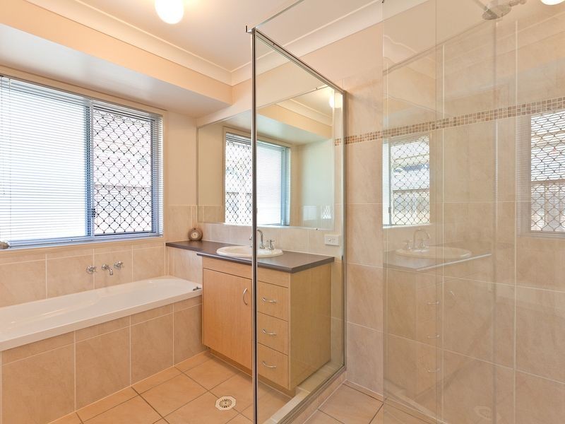 5 Lamb Close, Victoria Point QLD 4165