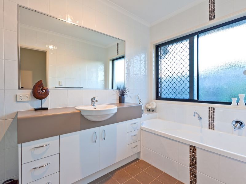 3 Nadine Crescent, Thornlands QLD 4164