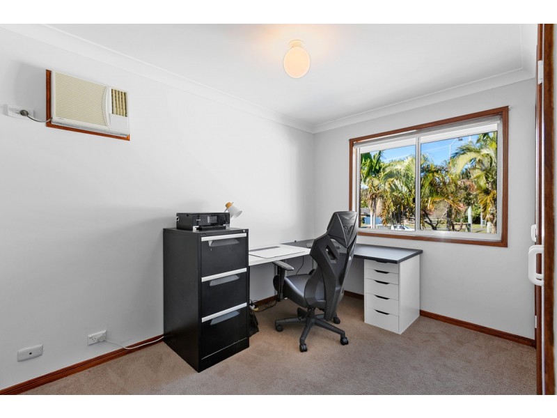 4 Tulloch Drive, Wellington Point QLD 4160