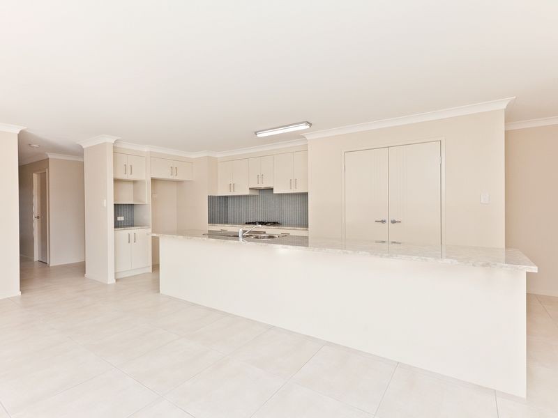 25 Parkgrove Street, Birkdale QLD 4159