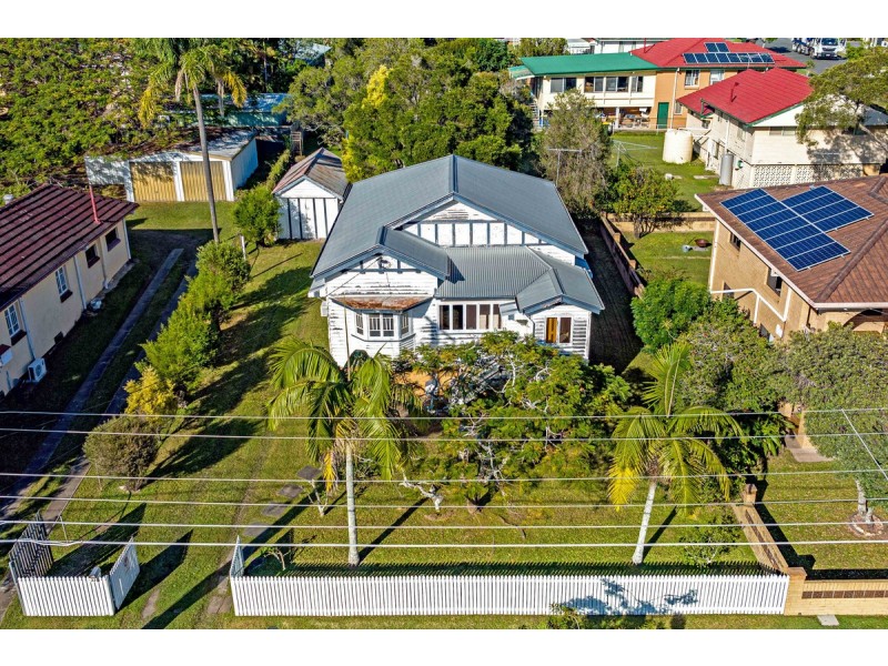 33 Zahel Street, Carina QLD 4152