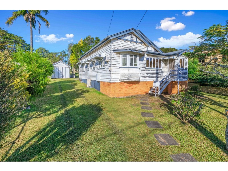 33 Zahel Street, Carina QLD 4152