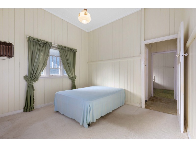 33 Zahel Street, Carina QLD 4152