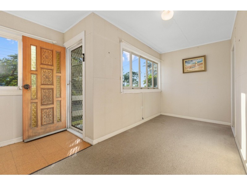 33 Zahel Street, Carina QLD 4152