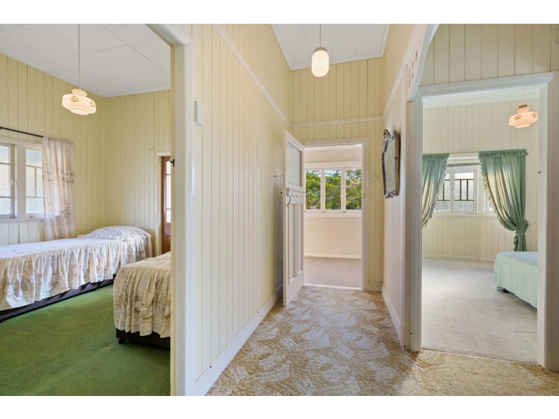 33 Zahel Street, Carina QLD 4152