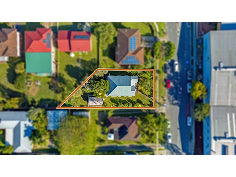 33 Zahel Street, Carina QLD 4152