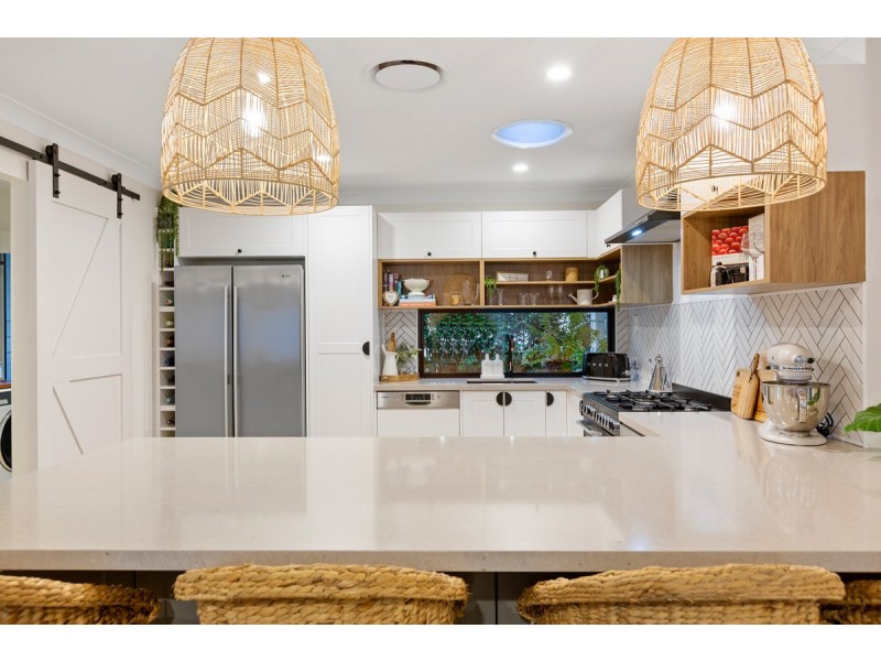 84 Helicia Circuit, Mount Cotton QLD 4165