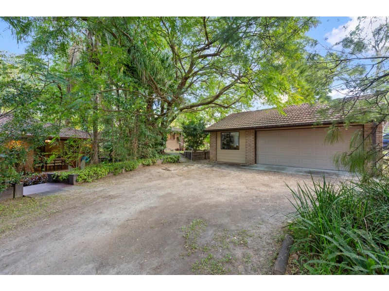 25 Oakwood Street, Capalaba QLD 4157