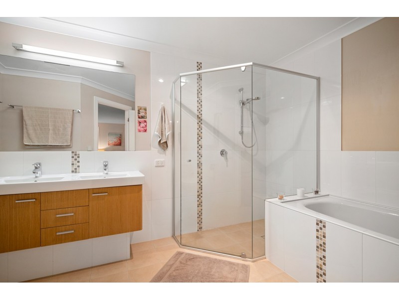 5 Benjamin Court, Cleveland QLD 4163