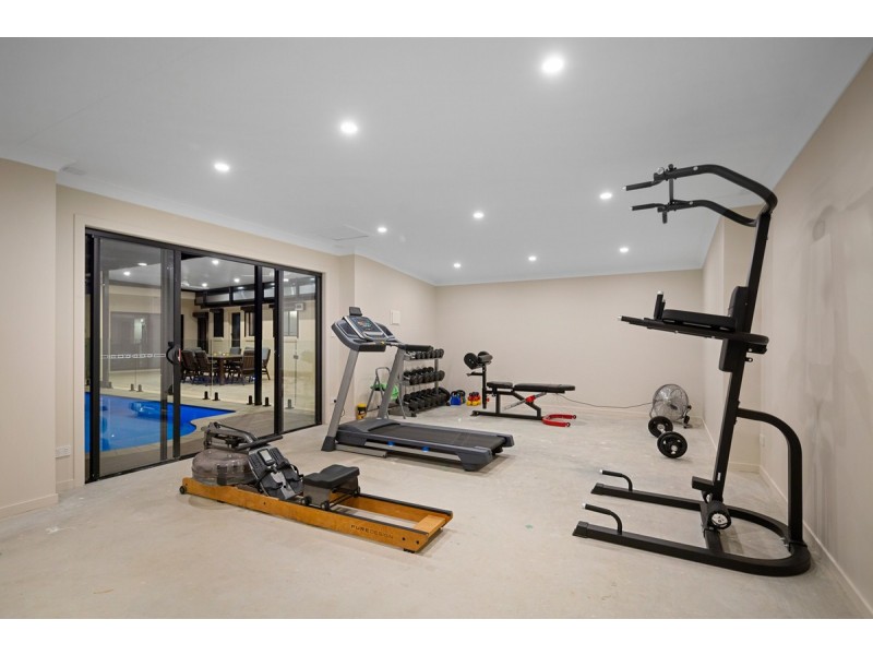 5 Benjamin Court, Cleveland QLD 4163