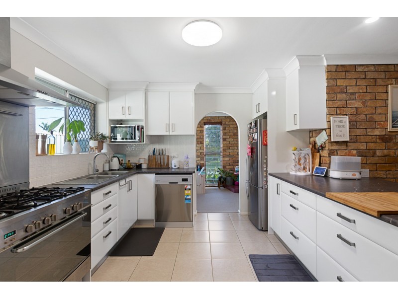 8 Gladdyr Street, Capalaba QLD 4157