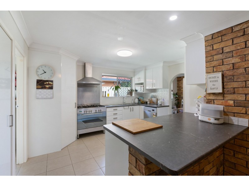8 Gladdyr Street, Capalaba QLD 4157