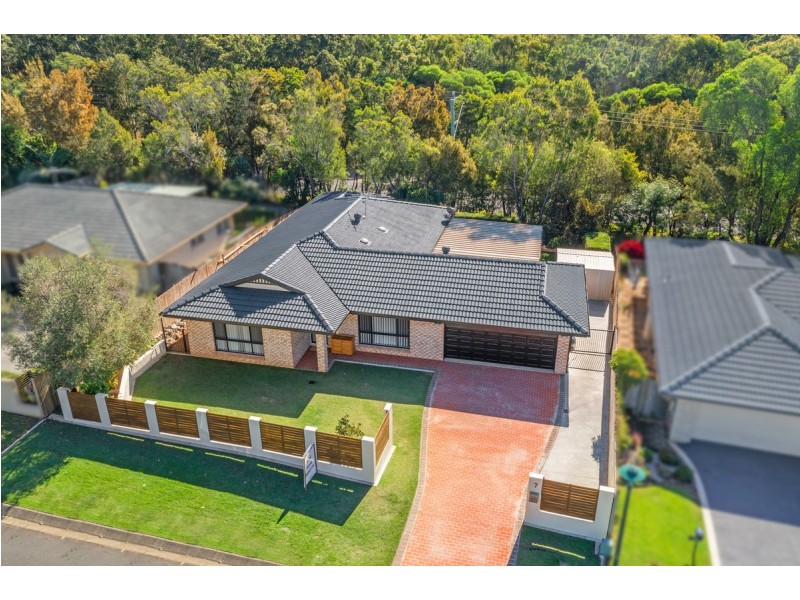 7 Snipe Street, Redland Bay QLD 4165