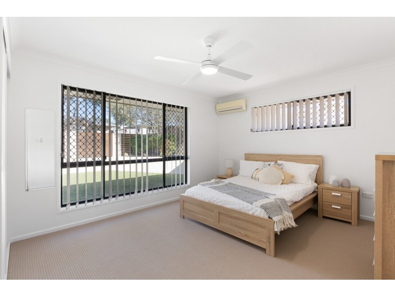 7 Snipe Street, Redland Bay QLD 4165