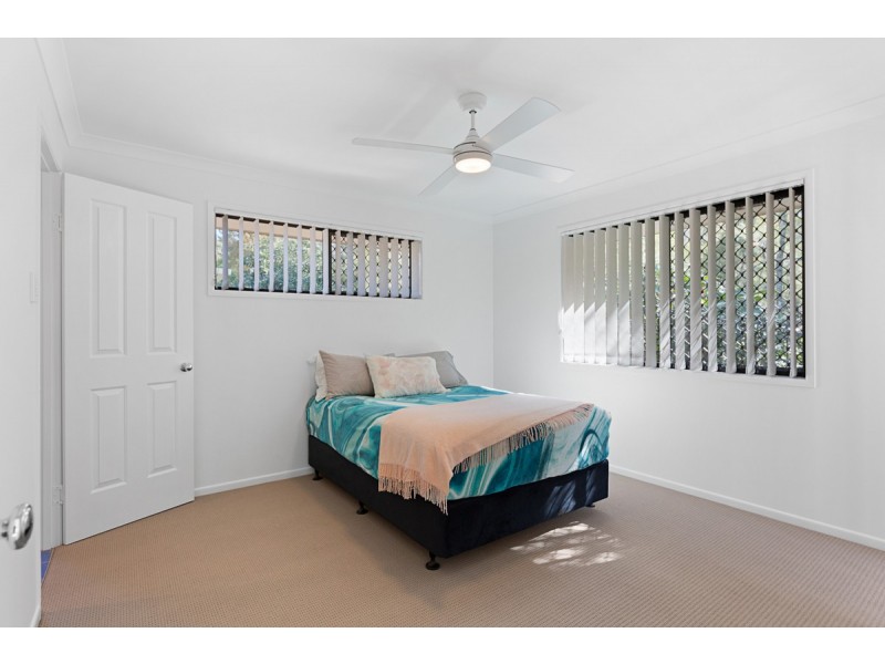 7 Snipe Street, Redland Bay QLD 4165