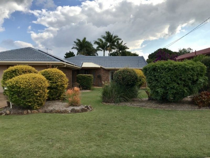 4 Harding Crescent, Cleveland QLD 4163