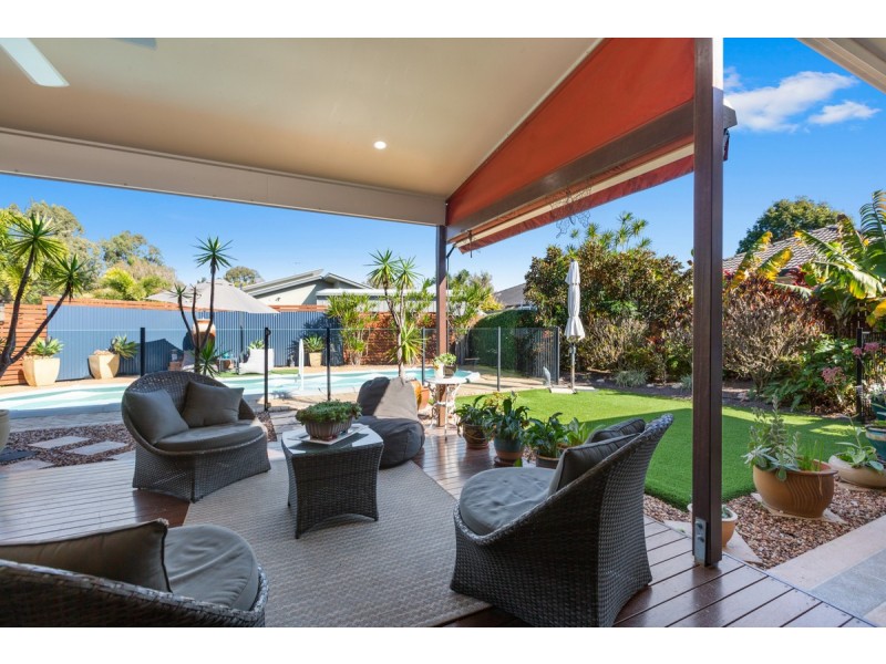 6 Aquila Street, Redland Bay QLD 4165