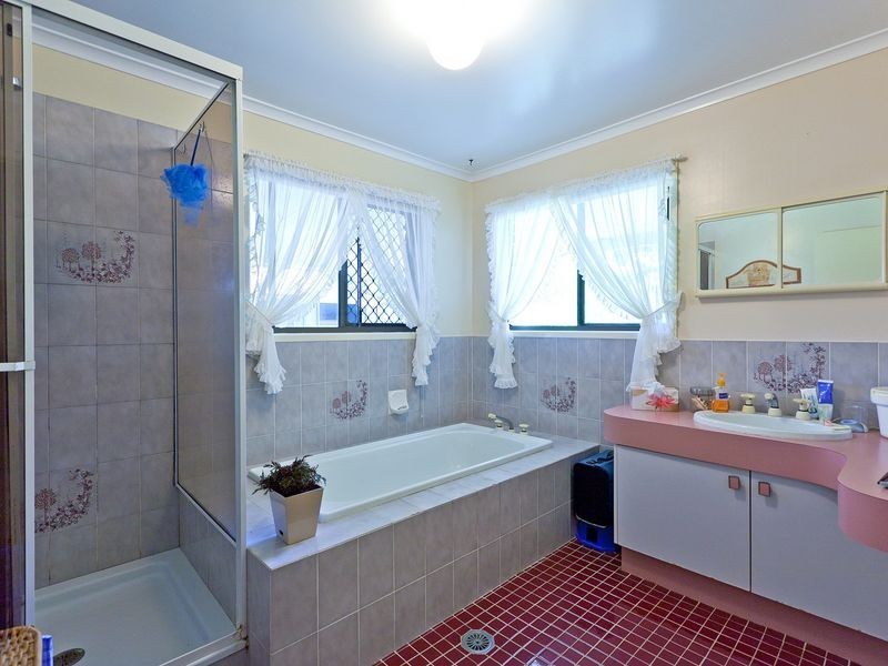 6 Prescoter Drive, Victoria Point QLD 4165