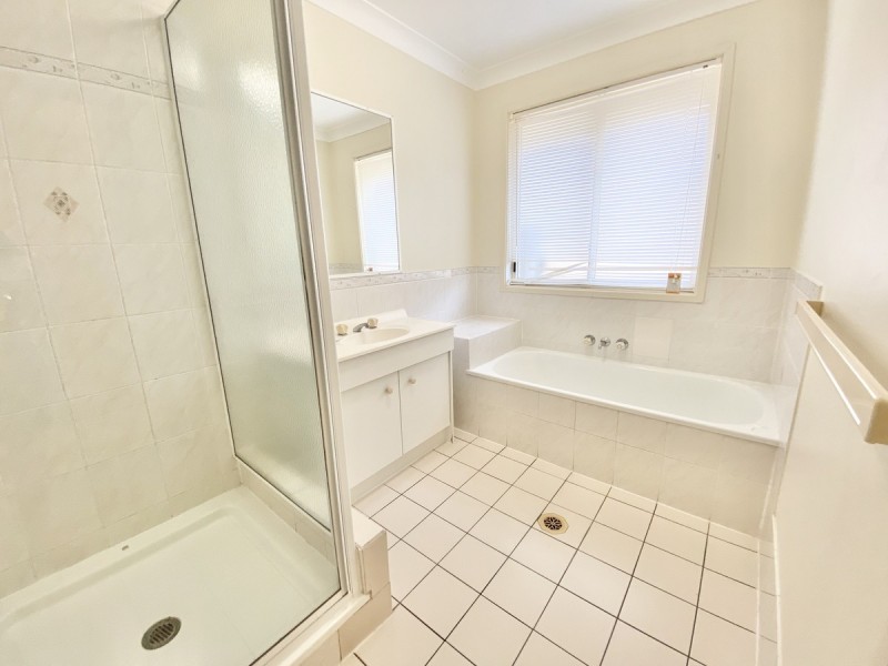 4 Coventry Court, Wellington Point QLD 4160