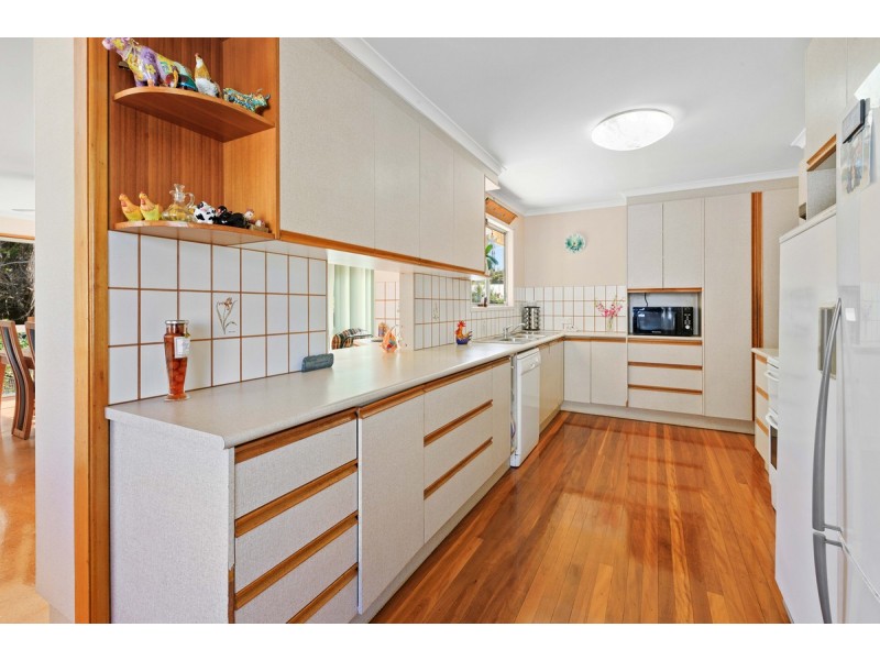 89 Kamarin Street, Manly West QLD 4179