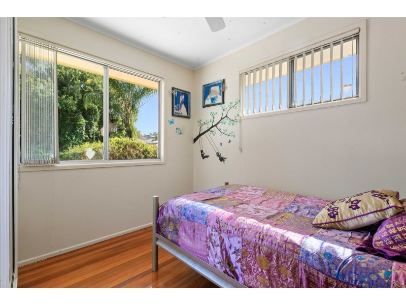 89 Kamarin Street, Manly West QLD 4179