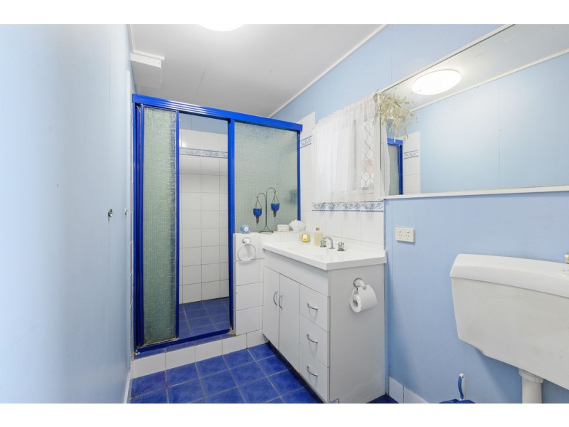 89 Kamarin Street, Manly West QLD 4179