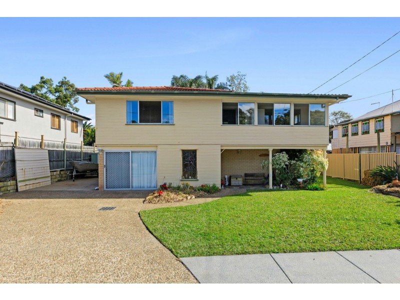 89 Kamarin Street, Manly West QLD 4179