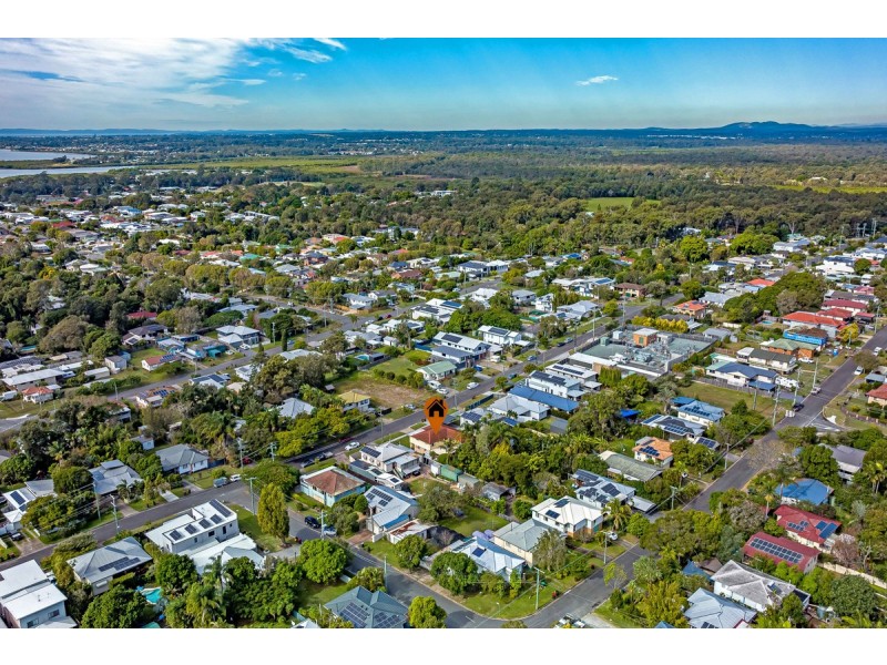89 Kamarin Street, Manly West QLD 4179
