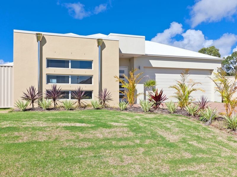 10 Tarvin Close, Wellington Point QLD 4160