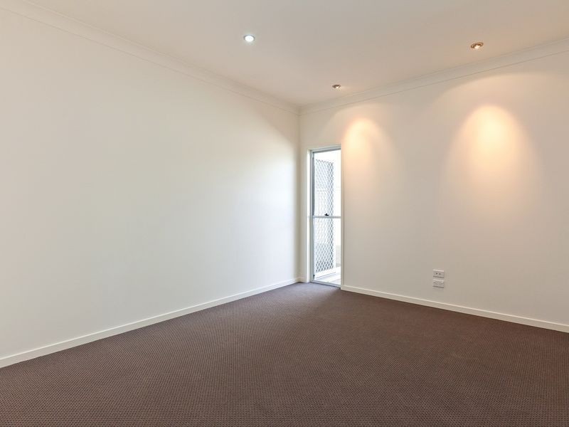10 Tarvin Close, Wellington Point QLD 4160