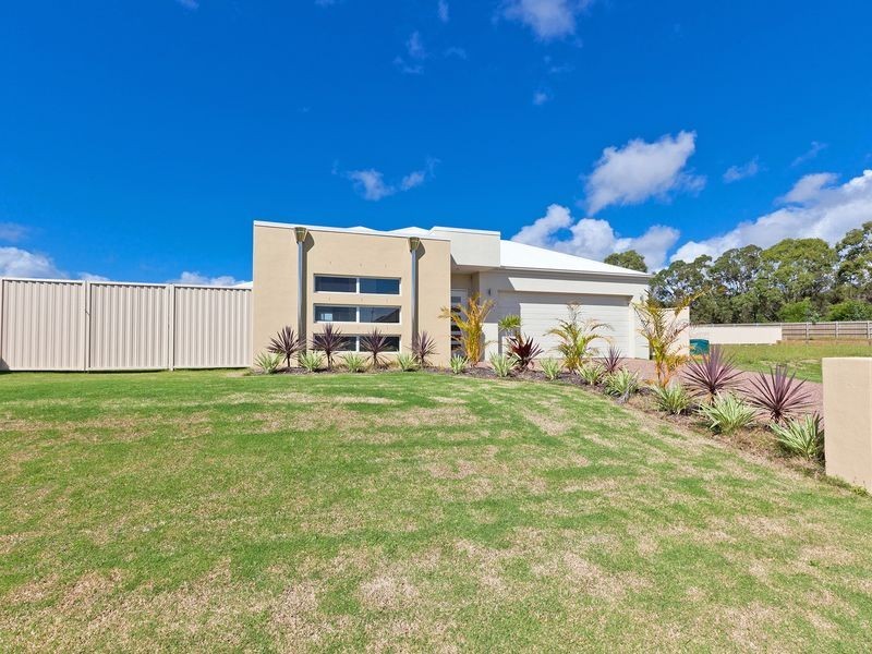 10 Tarvin Close, Wellington Point QLD 4160