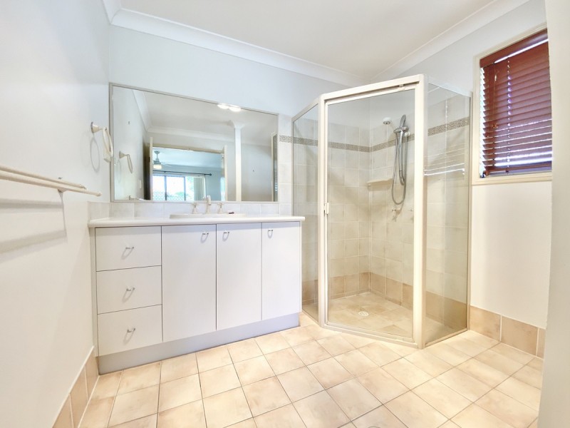 5 Stephen Court, Cleveland QLD 4163